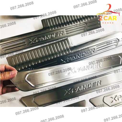 Ốp bậc cửa, Nẹp Bước Chân Trong Ngoài Xe Xpander 2018- 2021, 2022 chất liệu Inox - Hình ảnh 6