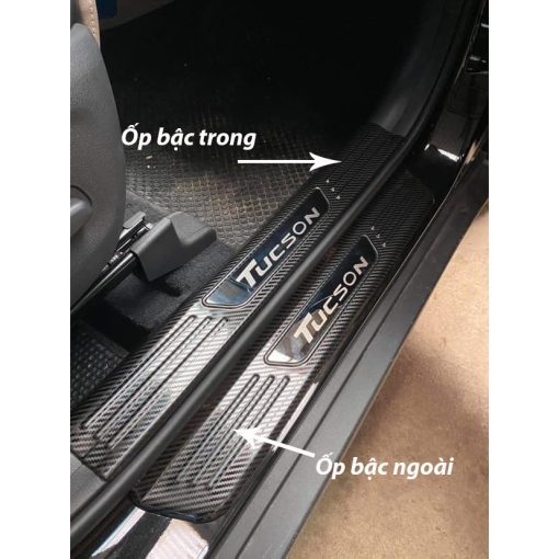Ốp Bậc Cửa, Nẹp bước chân Xe Tucson 2016- 2021, vân CACBON cao cấp - Hình ảnh 8