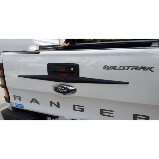 Ốp tay mở cốp xe Ford Ranger 2022, 2023 Nhựa Đen chữ đỏ cao cấp - Hình ảnh 8
