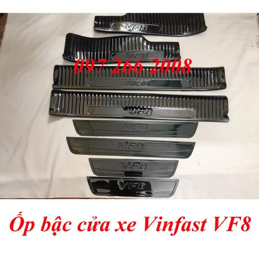 Ốp bậc cửa, nẹp bước chân trong ngoài xe Vinfast VF8, VF8 - Mẫu titan cao cấp - Hình ảnh 8