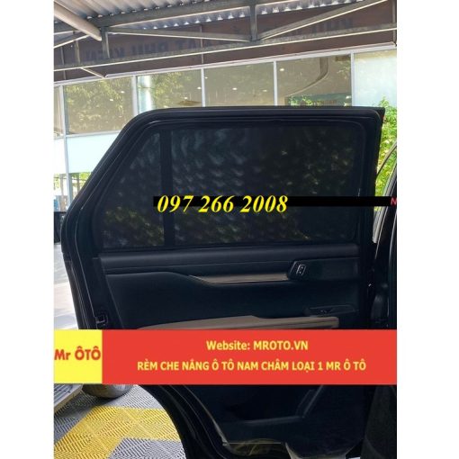 Rèm che nắng chống UV xe Ford Everest đời 2022 2023 Hàng Loại 1 MR.ÔTÔ -Bảo Hành 2 Năm - Rèm siêu dày, có nam châm hut