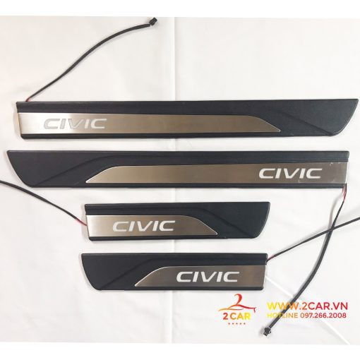Ốp Bậc Chân Ngoài Xe Honda Civic 2016 - 2021 Nhựa Có Đèn
