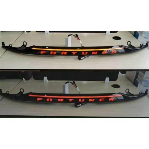 Led cốp sau xe fortuner 2017-2023 đèn 2 màu trắng và đỏ cao cấp