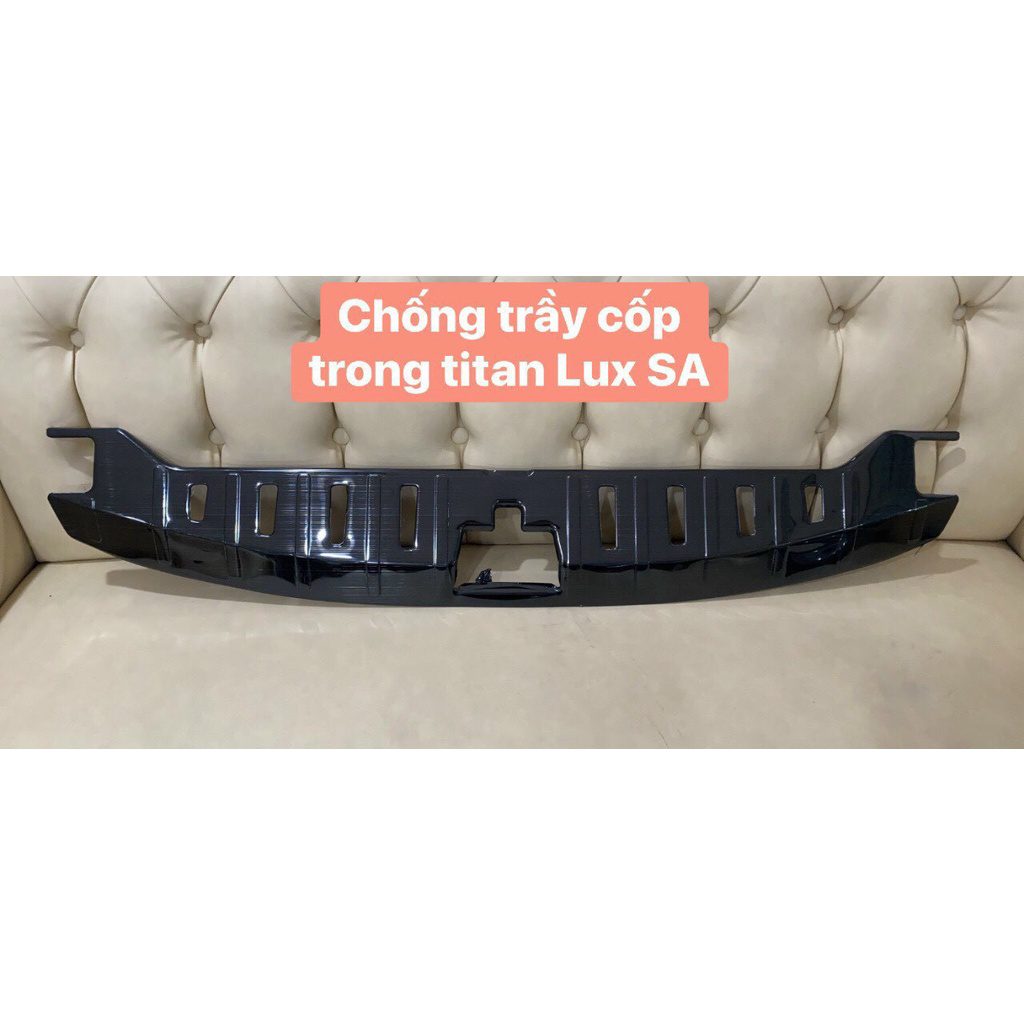 Chống trầy cốp trong LUX SA titan, Ốp cốp titan Lux SA, nẹp chống trầy cốp lux SA