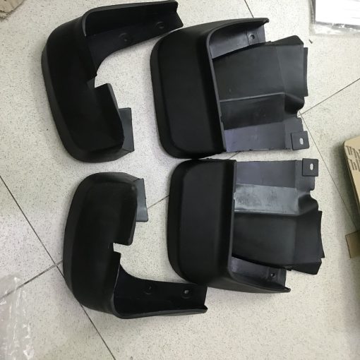 Chắn bùn nhựa dẻo xe Honda Civic đời 2006 2007 2008 2009 2010 2011 2012 ( kèm ốc vít) - Hình ảnh 3