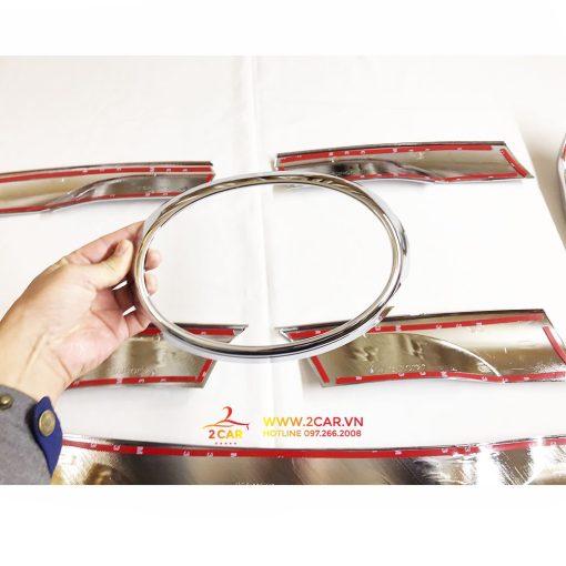 Ốp Mặt Ca lăng, calang trên xe Toyota Fortuner 2017- 2018 2019 2020 2021 mạ crom - Hình ảnh 4