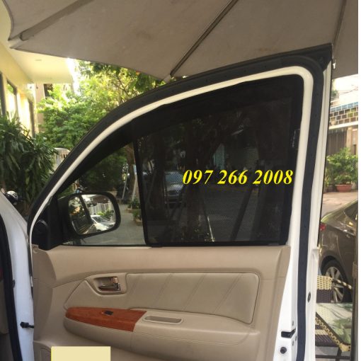 Rèm che nắng nam châm xe Fortuner 2006 2007 2008 2009 2010 2011 2012 2013 2014 2015 2016 - 1 bộ 4 tấm che nắng tốt - Hình ảnh 4
