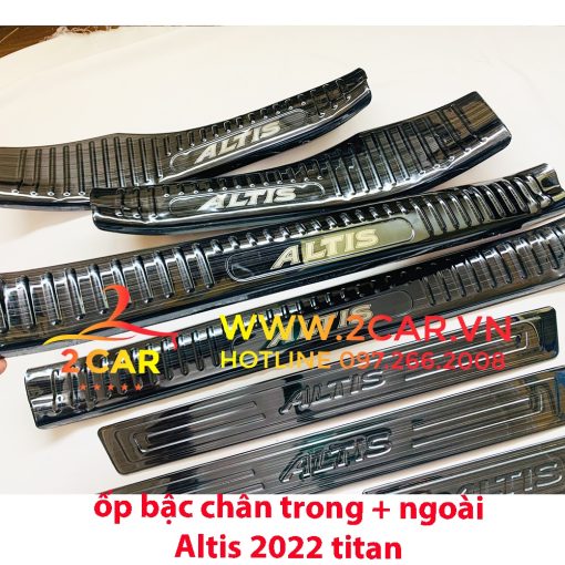 Ốp bậc cửa, nẹp bước chân trong ngoài TOYOTA ALTIS 2022+ chất liệu Titan cao cấp - Hình ảnh 6