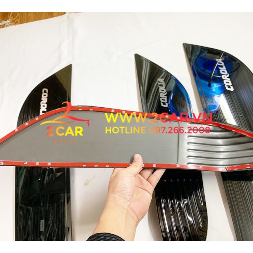 Ốp Tapli Cánh Cửa Xe Toyota Altis 2014-2021, chất liệu TiTan Cao Cấp - Hình ảnh 6