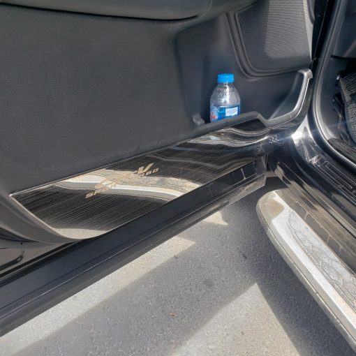 Ốp Tapli, Táp li cánh cửa xe Honda CR-V, CRV 2018- 2019- 2020- 2021- 2022-2023 Titan phay sước cao cấp - Hình ảnh 5