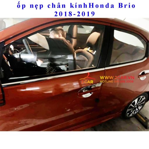 Nẹp viền chân kính, cong kính xe Honda Brio 2018-2023 - Ảnh 8