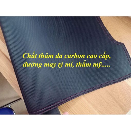 Thảm taplo da carbon xe Fortuner đời 2006 2007 2008 2009 2010 2011 2012 2013 2014 2015 2016 Hàng 3 lớp vân cacbon đẹp - Hình ảnh 7