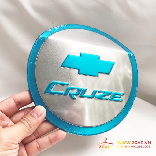 Ốp Nắp Bình Xăng Xe Chervolet Cruze Hàng inox sáng bóng - Hình ảnh 4