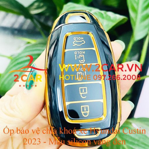 Ốp bảo vệ chìa khoá xe Hyundai Custin 2023-2004 mẫu Silicon vàng đen cao cấp - Hình ảnh 2